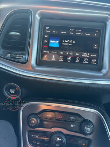 2020 Dodge Challenger SXT