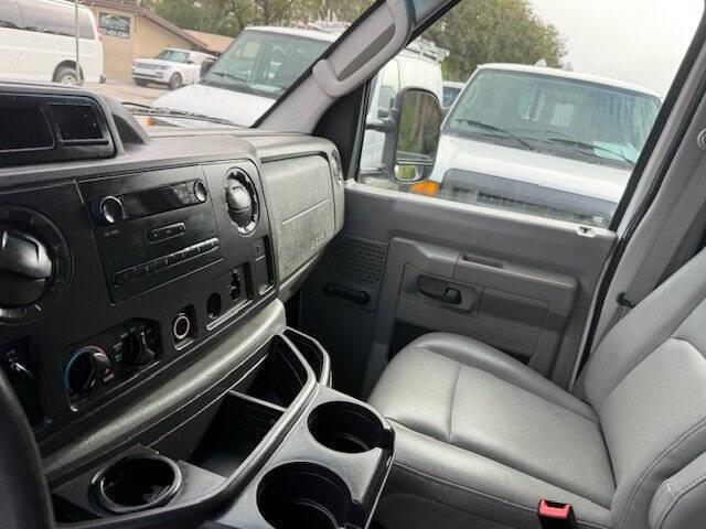 2009 Ford E-Series E-350 SD