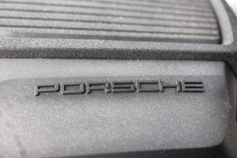 2022 Porsche Macan