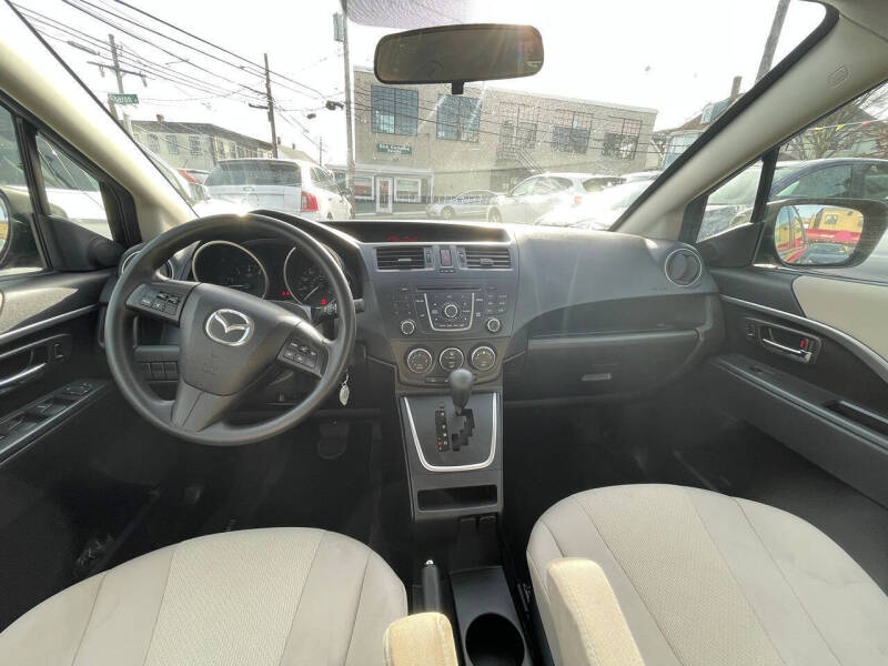 2015 Mazda MAZDA5 Sport