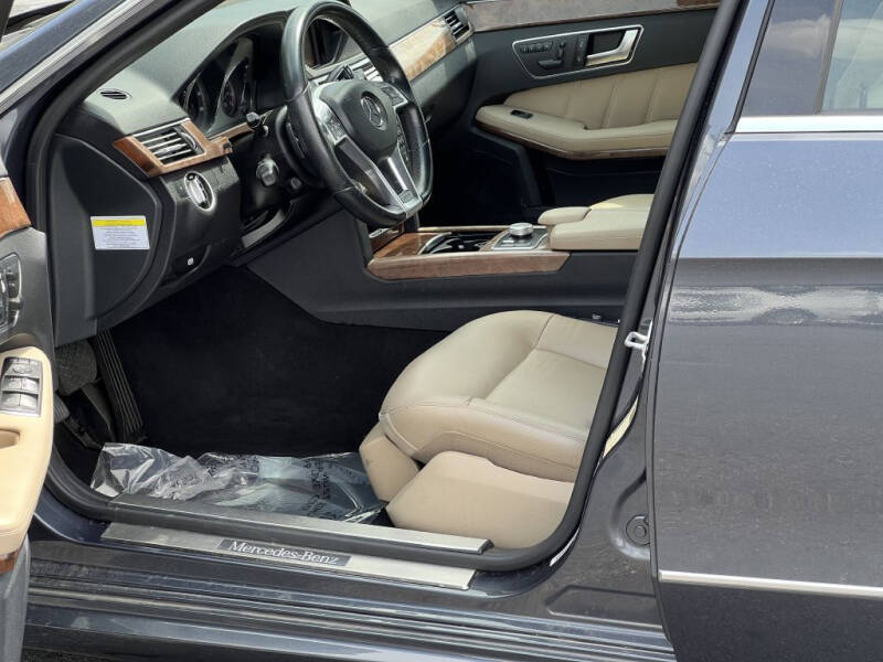 2012 Mercedes-Benz E-Class