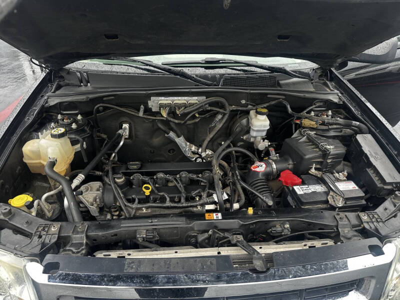 2011 Ford Escape XLS