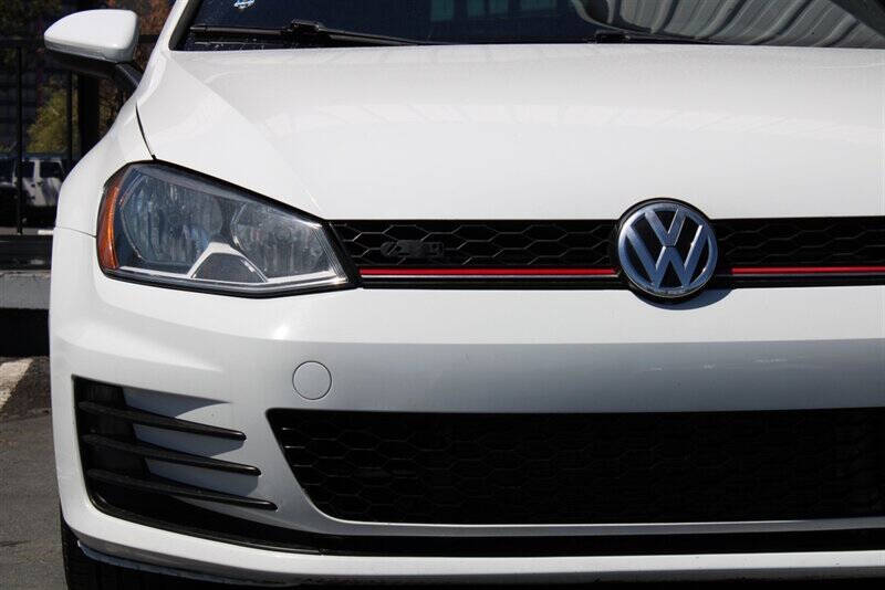 2017 Volkswagen Golf GTI S