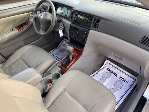 2003 Toyota Corolla LE