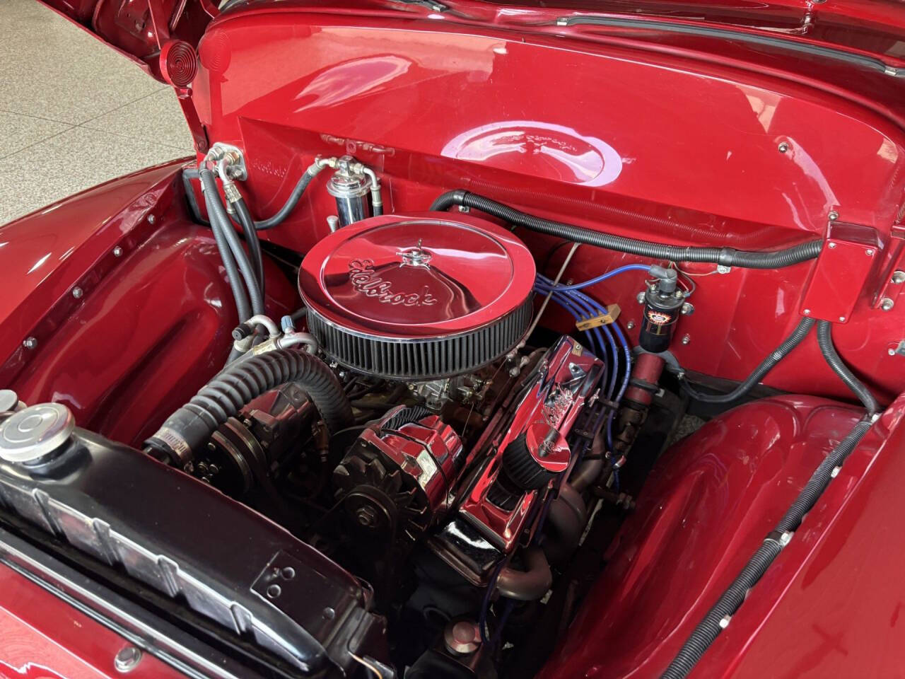 1952 Chevrolet 5 Window 19