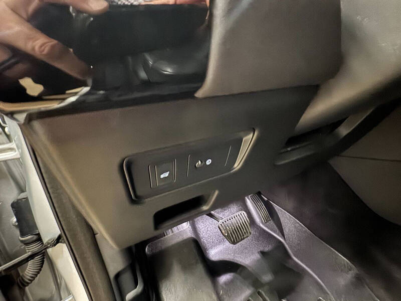 2020 Land Rover Discovery SE