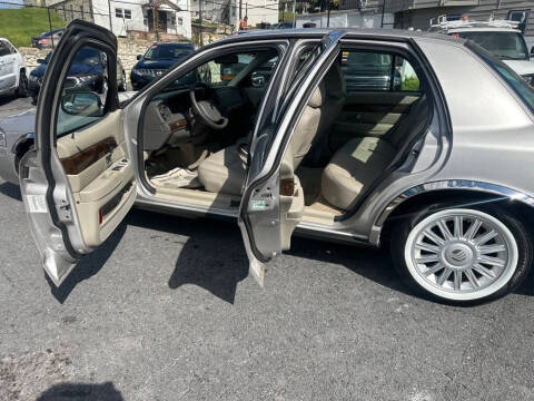 2011 Mercury Grand Marquis LS