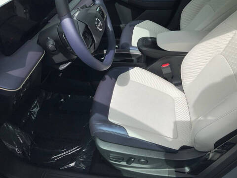 2026 Nissan LEAF Platinum+