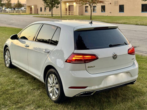 2018 Volkswagen Golf TSI S