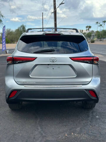 2021 Toyota Highlander L