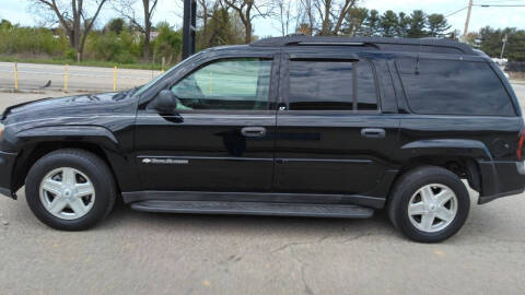 2002 Chevrolet TrailBlazer for sale at ROUTE 21 AUTO SALES in Uniontown PA