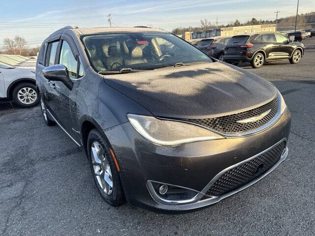 2017 Chrysler Pacifica for sale at Mid-State Pre-Owned in Beckley, WV