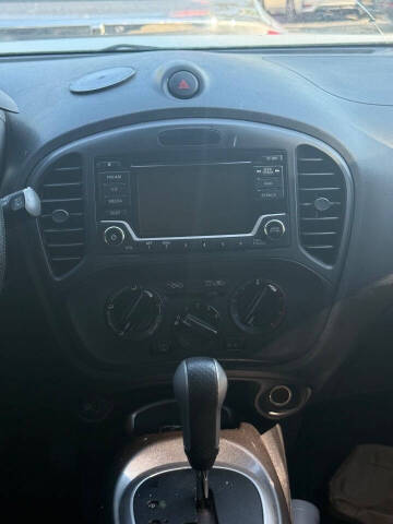 2015 Nissan JUKE SV