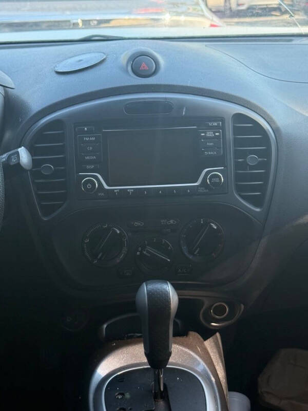 2015 Nissan JUKE SV