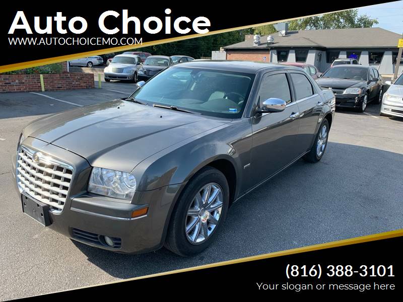 2010 Chrysler 300 for sale at Auto Choice in Belton MO