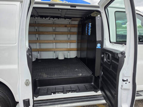 2024 Chevrolet Express 2500