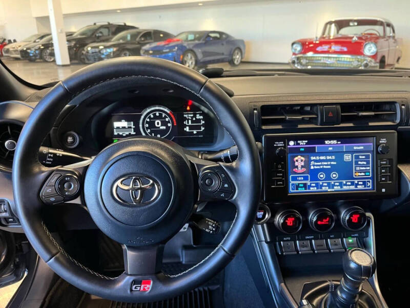 2024 Toyota GR86 Premium