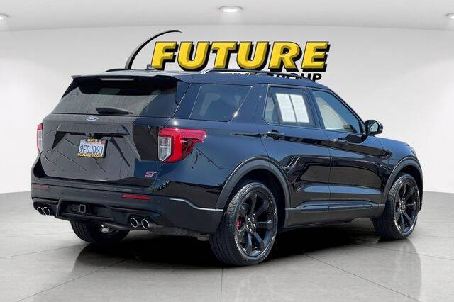 2022 Ford Explorer ST
