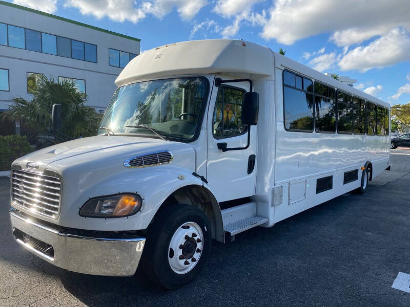 2016 Freightliner M2 106 for sale at PJ AUTO WHOLESALE in Miami FL