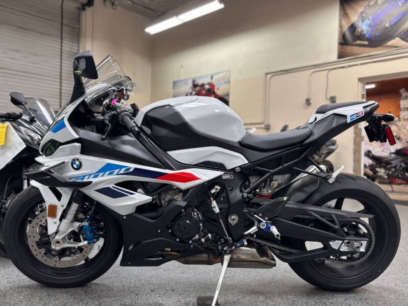 2024 BMW S 1000 RR