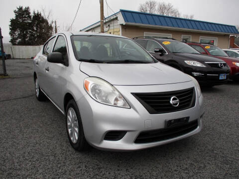 2014 Nissan Versa for sale at Supermax Autos in Strasburg VA