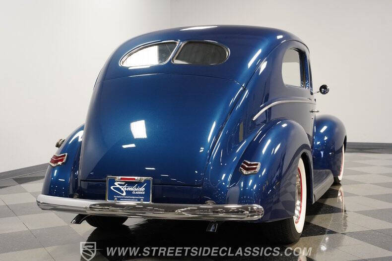 1940 Ford Deluxe