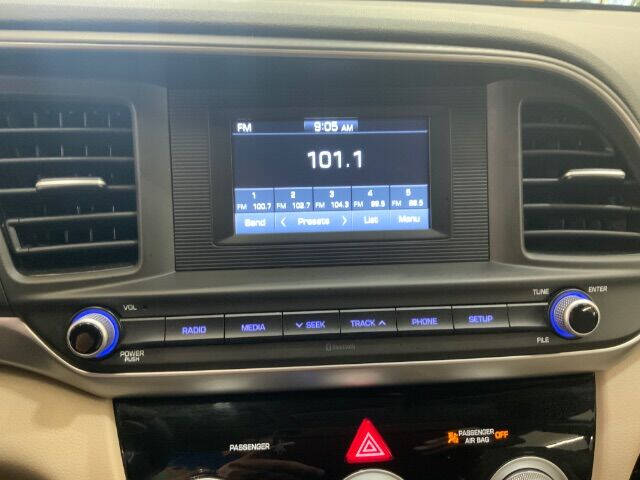 2019 Hyundai Elantra