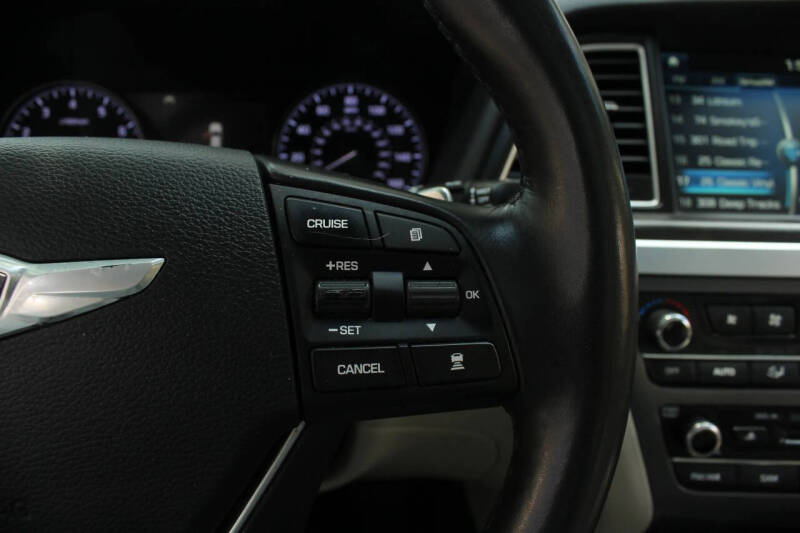 2016 Hyundai Genesis