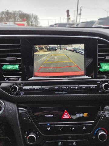 2018 Hyundai Elantra Sport