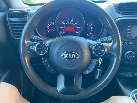 2015 Kia Soul +
