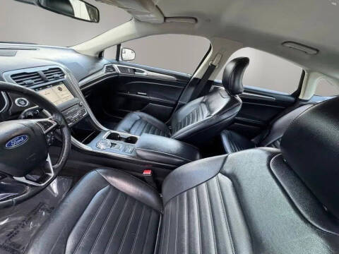 2018 Ford Fusion Hybrid SE