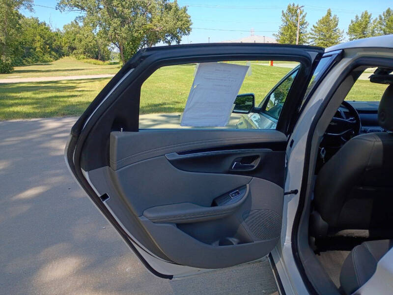2017 Chevrolet Impala LT
