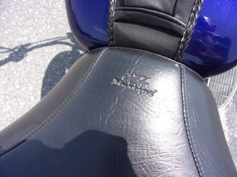 2005 Suzuki Boulevard