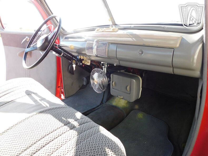 1941 Ford Super Deluxe