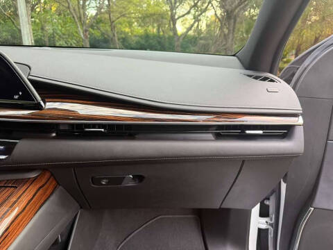 2022 Cadillac Escalade Premium Luxury