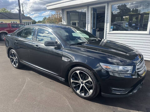 2015 Ford Taurus SEL