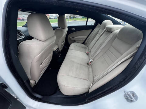 2013 Dodge Charger SXT