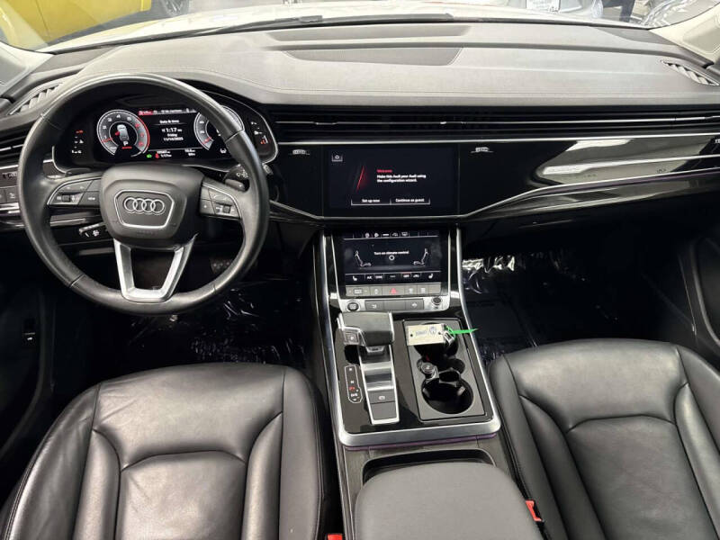 2024 Audi Q7 quattro Premium Plus 55 TFSI