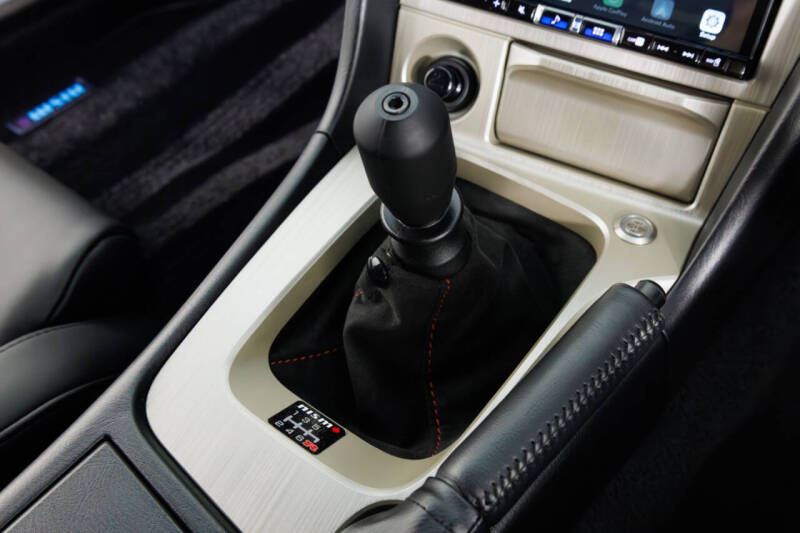 2000 Nissan GT-R