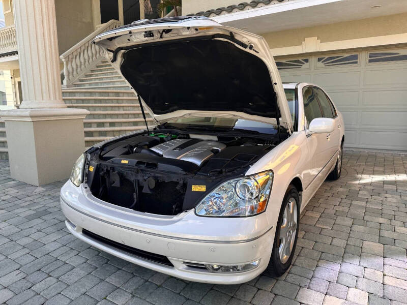 2004 Lexus LS 430