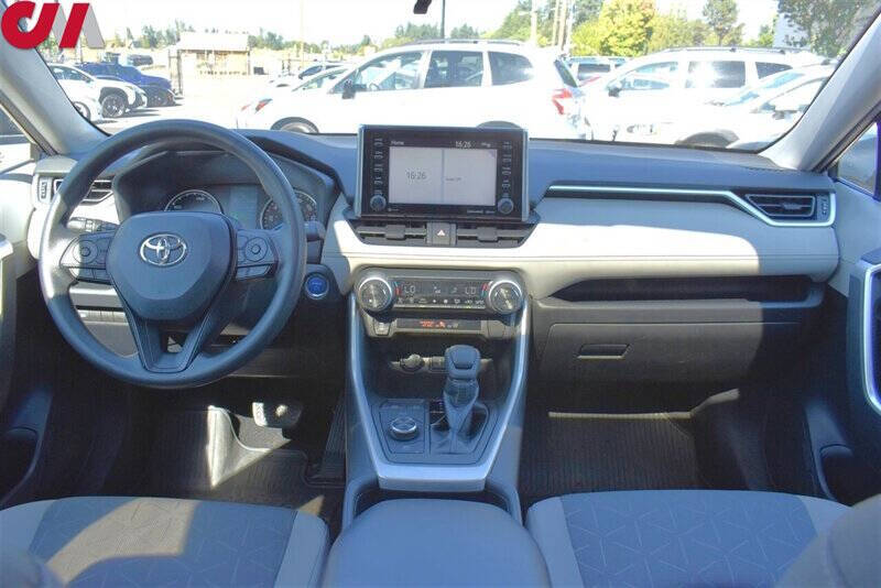 2020 Toyota RAV4 Hybrid XLE