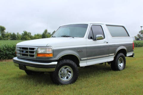 1993 Ford Bronco for sale at AutoLand Outlets Inc in Roscoe IL