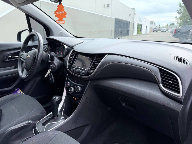 2020 Chevrolet Trax LS