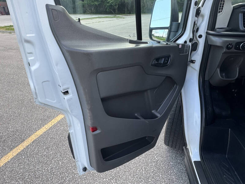 2020 Ford Transit 150