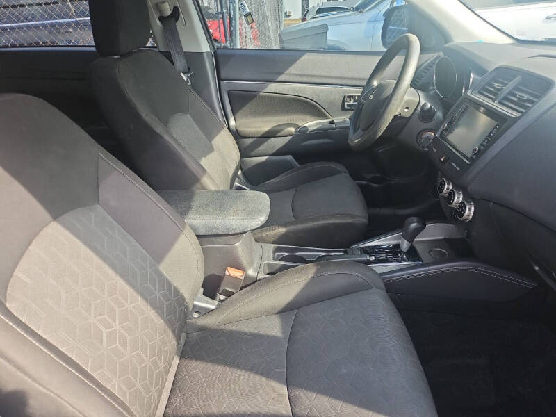 2020 Mitsubishi Outlander Sport ES