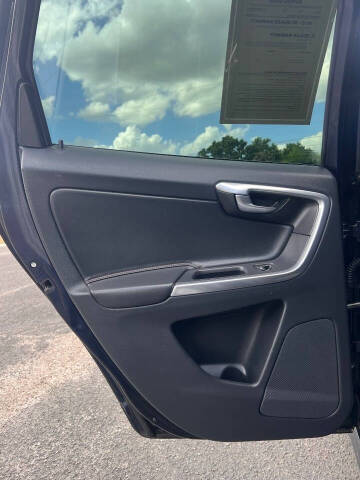 2016 Volvo XC60 T5 Drive-E Premier