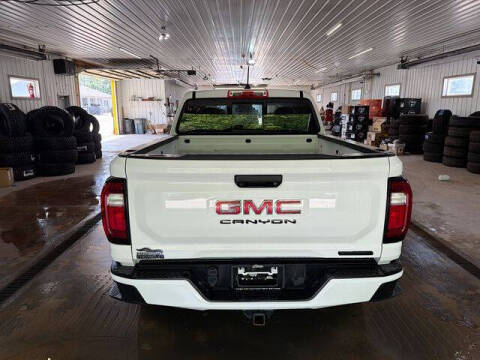 2024 GMC Canyon Elevation
