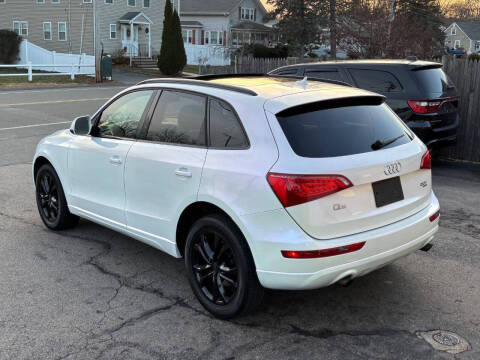 2011 Audi Q5 2.0T quattro Premium Plus