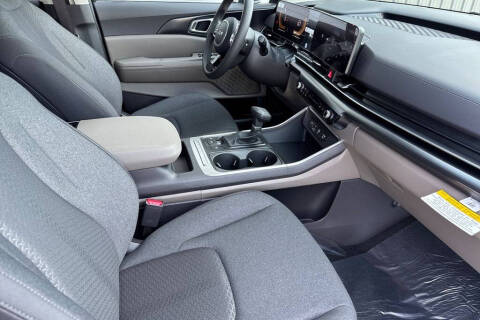 2026 Kia Carnival LX