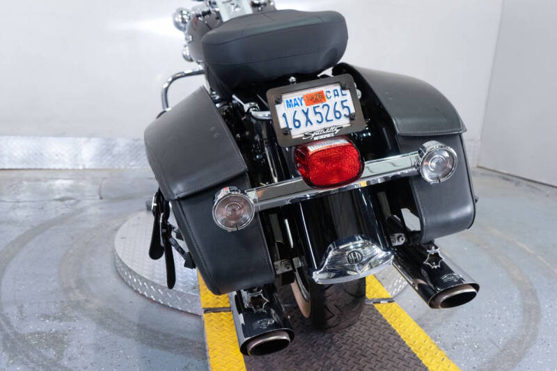 2004 Harley-Davidson Road King Classic